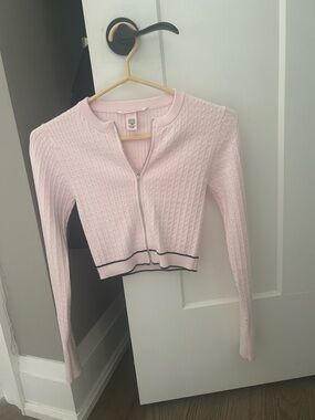 Victoria’s secret Cable Knot Cropped Zip Up